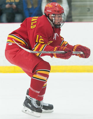 Ferris State forward Trevor Recktenwald is both an alum of the NAHL and the NAPHL and played in Top Prospects Tournaments for both leagues.